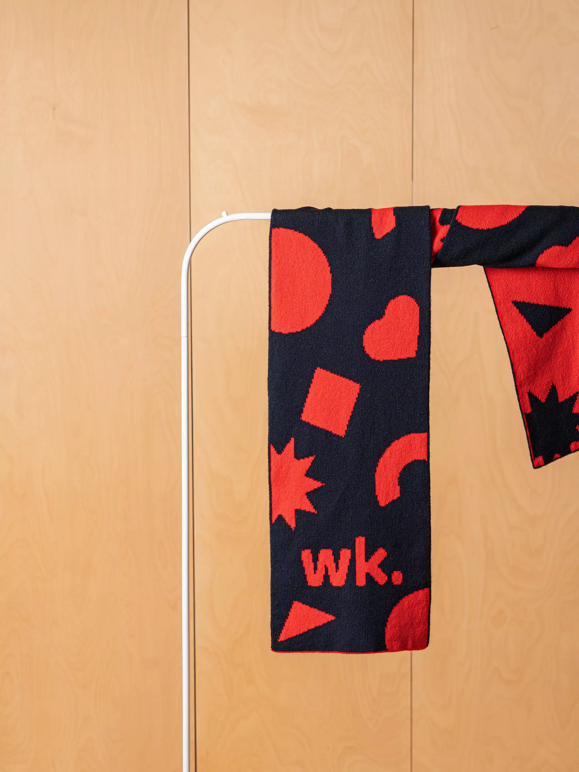 Misfits - Sample Shape Scarf - Dark Navy & Fire Red - Woolkind